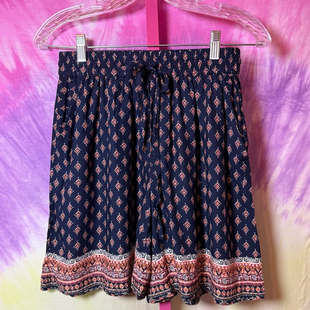 Boho Navy Patterned Shorts With Drawstring - image 1